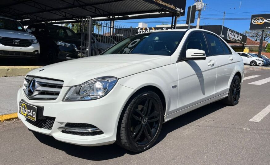 Mercedes C180 CGI Classic 1.8 16V Top 2012 Branca