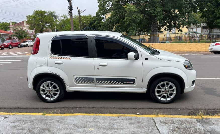 Fiat Uno Evo Sporting 1.4 Completo 2014 Branco