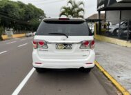 Toyota Hilux Sw4 3.0 Srv 4×4 Turbo Automática 2012 Branca