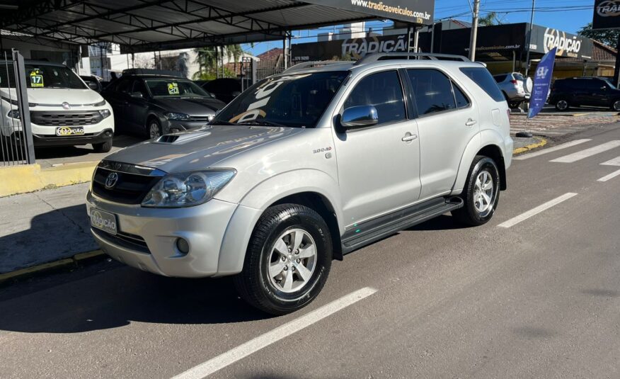 Hilux Sw4 Automática Diesel 2007 Prata (Consulte)