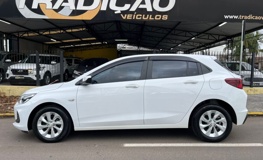 Chevrolet Onix 1.0 Mecânico Lt 2 2023 Impecável (6 marchas)