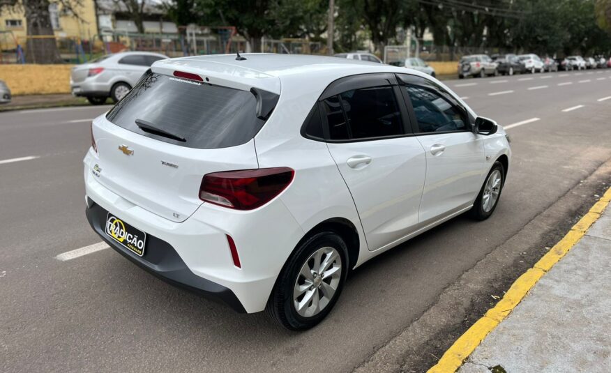 Chevrolet Onix 1.0 Mecânico Lt 2 2023 Impecável (6 marchas)