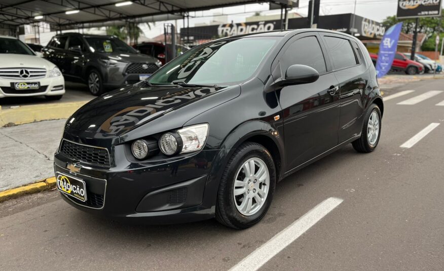 Chevrolet Sonic Hatch Lt Automático Completo 2013 Preto