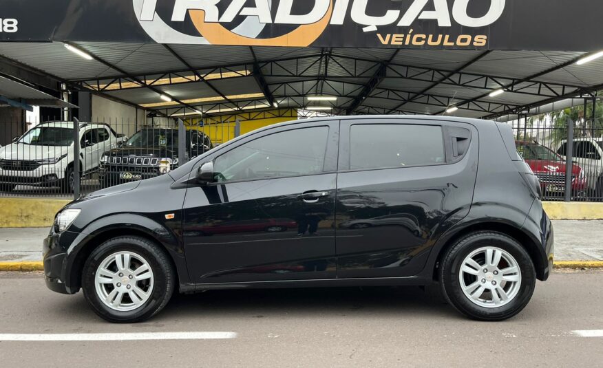 Chevrolet Sonic Hatch Lt Automático Completo 2013 Preto