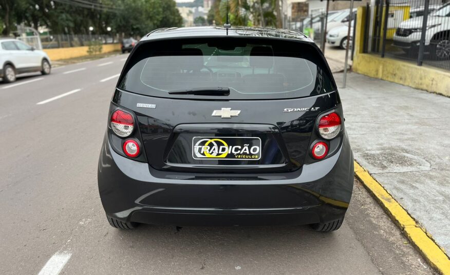 Chevrolet Sonic Hatch Lt Automático Completo 2013 Preto