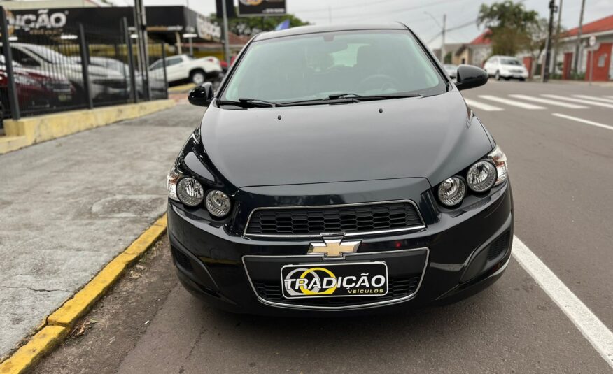 Chevrolet Sonic Hatch Lt Automático Completo 2013 Preto