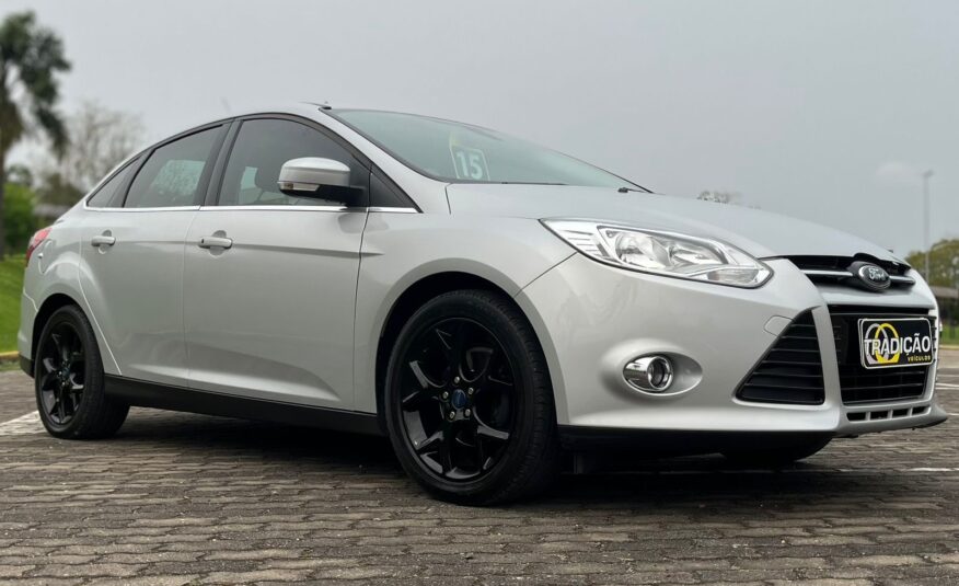 Ford Focus Sedan Titanium Automático 2015 Prata