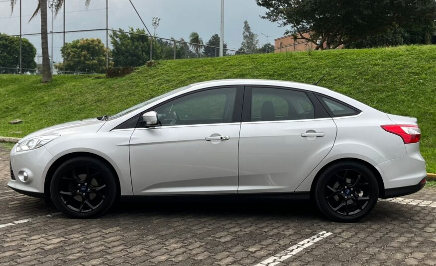 Ford Focus Sedan Titanium Automático 2015 Prata