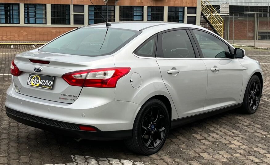 Ford Focus Sedan Titanium Automático 2015 Prata