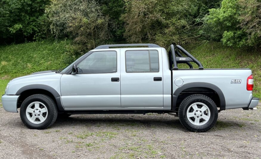 Chevrolet S10 Advantage Cabine Dupla 2.4 Manual Gasolina 2009