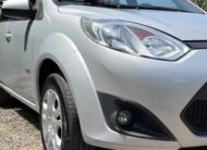 Ford Fiesta Sedan 1.6 Completo 2012 Prata