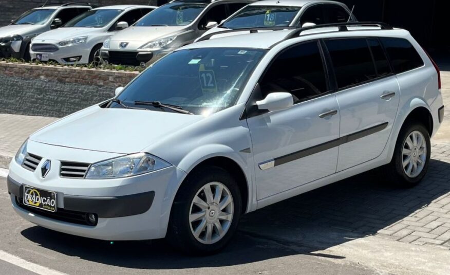 Renault Megane Grand Tour Dynamique 1.6 2012 Branca Completa