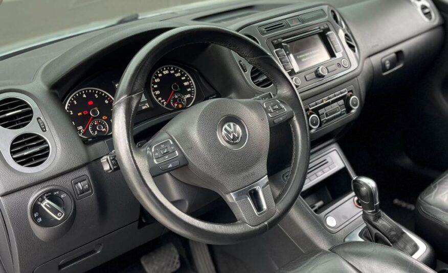 Vw Tiguan 2.0 Tsi Automática Top Com Teto 2012 Prata