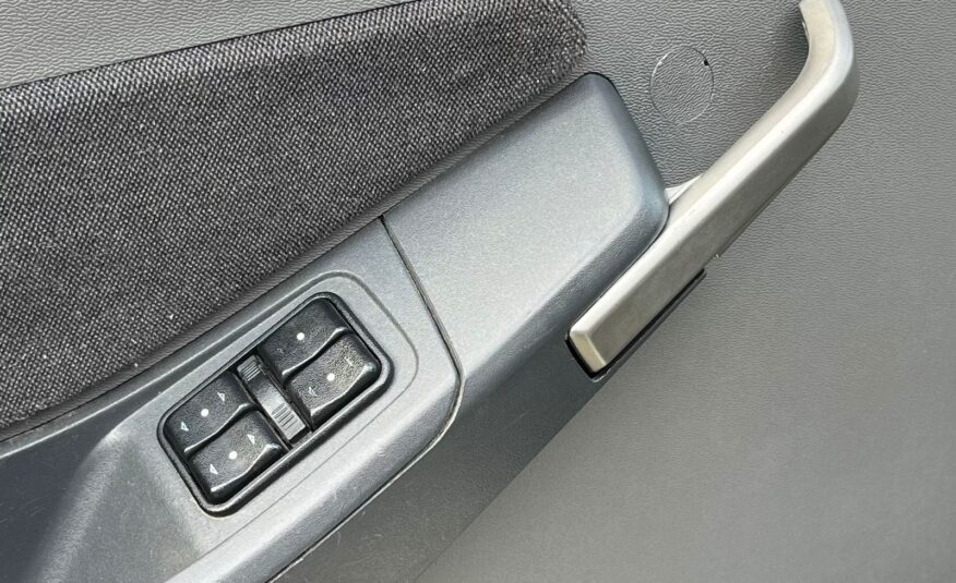 Chevrolet Agile 1.4 Ltz Completo 2011 Prata Air Bag, Piloto Automático