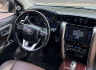 Toyota Hilux Sw4 SRVA Gasolina Flex 2019 Prata 7 Lugares