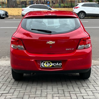 Chevrolet Onix MT LT 1.0 Completo Único Dono
