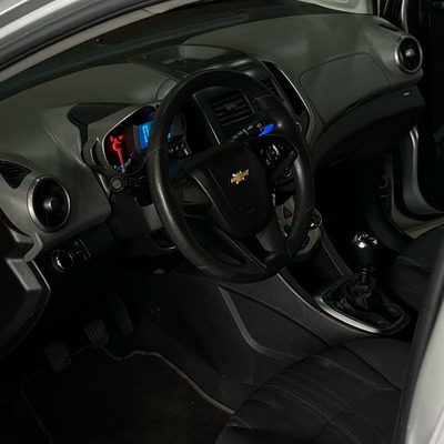 Chevrolet Sonic Lt 1.6 Completo Manual 2014 Prata