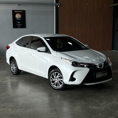 Toyota Yaris Xs Sedan 1.5 Aut Branco
