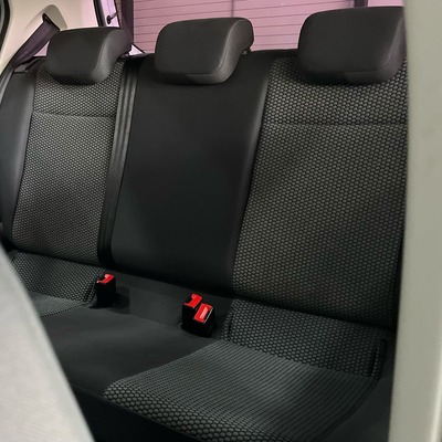Volkswagen Up Move 1.0 Prata