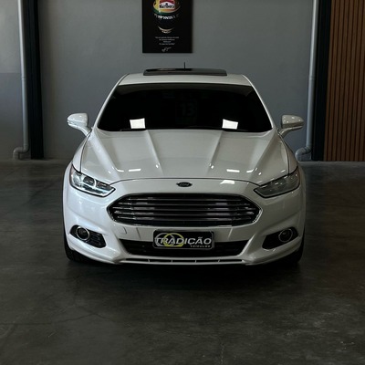 Ford Fusion Titanium 2.0 Branco