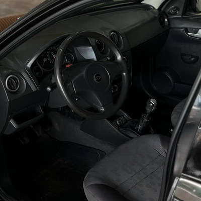 Chevrolet Celta Super Completo 4p