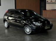 Ford Focus Hatch 1.6 Completo