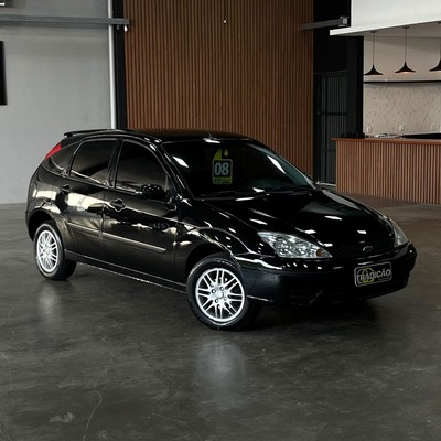 Ford Focus Hatch 1.6 Completo