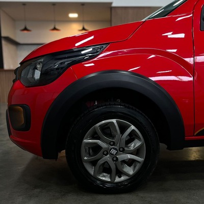 Fiat Mobi Trekking Mt 1.0 Vermelho