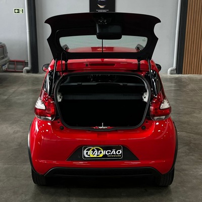 Fiat Mobi Trekking Mt 1.0 Vermelho