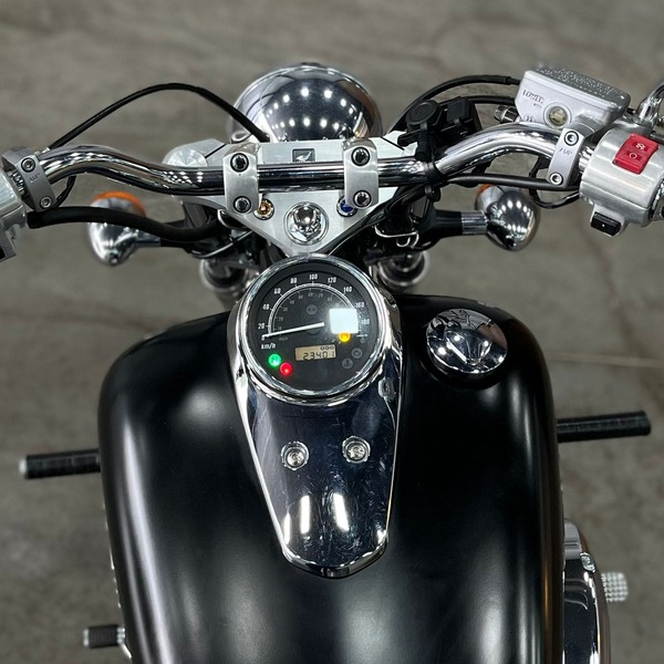 Honda Shadow 750cc (Raridade – 23 Mil km)