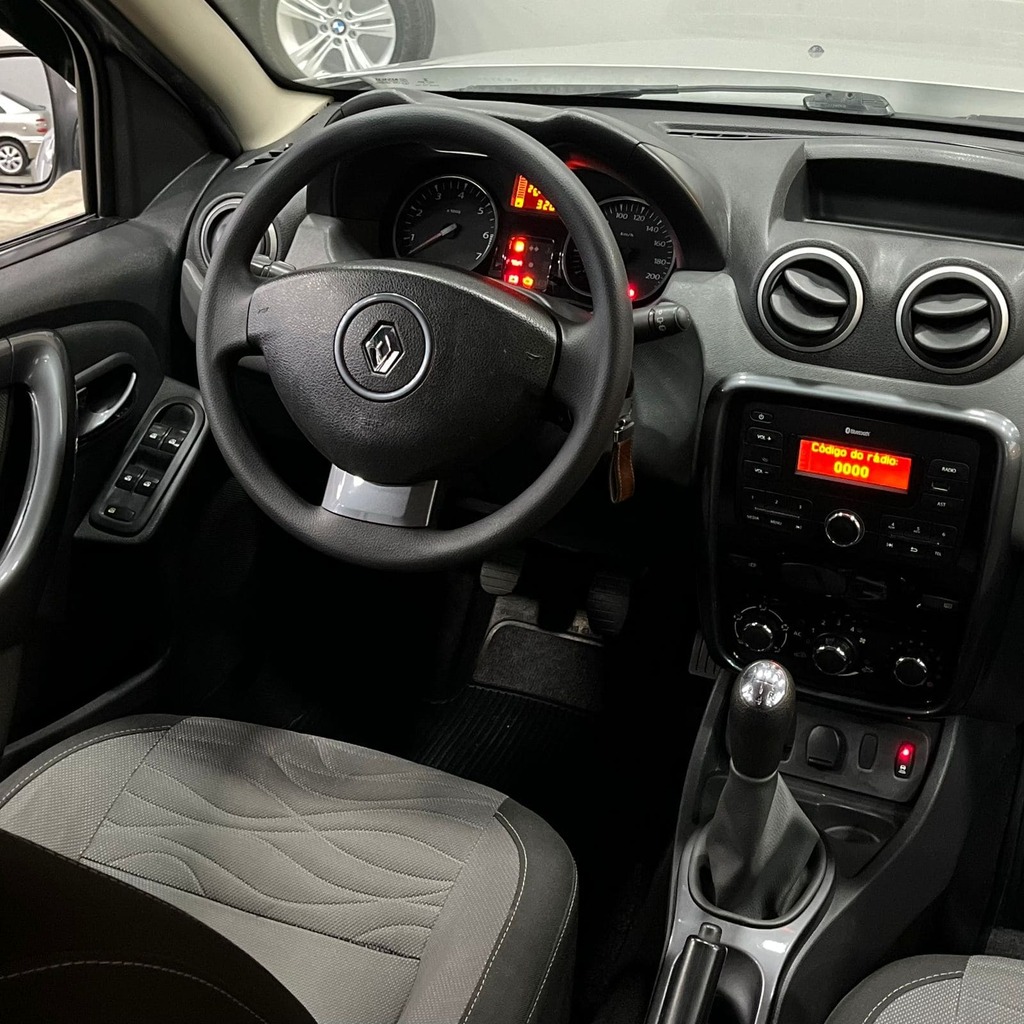 Renault Duster 1.6 4×2 Manual (Impecável)