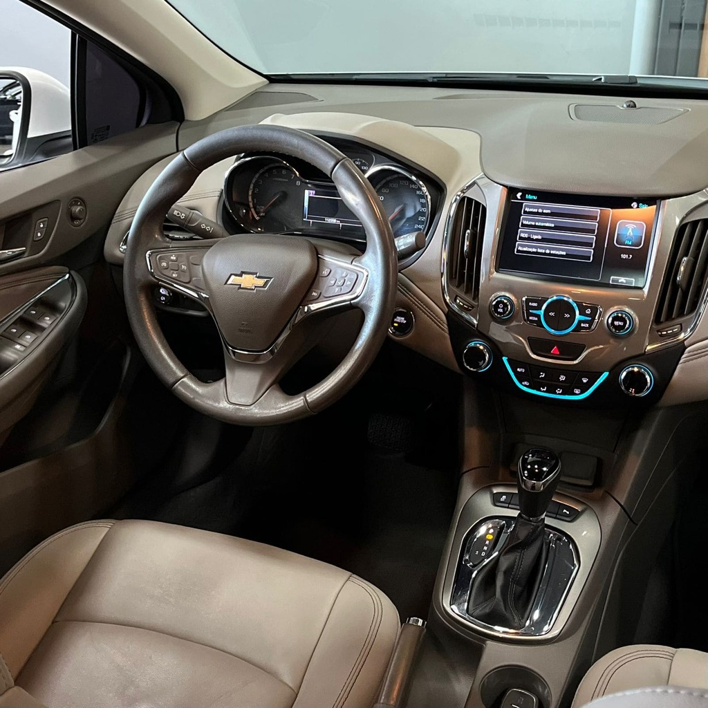 Chevrolet Cruze Ltz Hatch 1.4 Turbo (Impecável – Teto Solar)