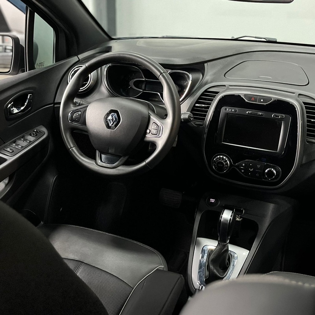 Renault Captur Bose 1.6 Aut (Impecável)