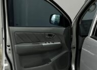 Toyota Hilux SRV CD 4×4 3.0 Aut (Prata)