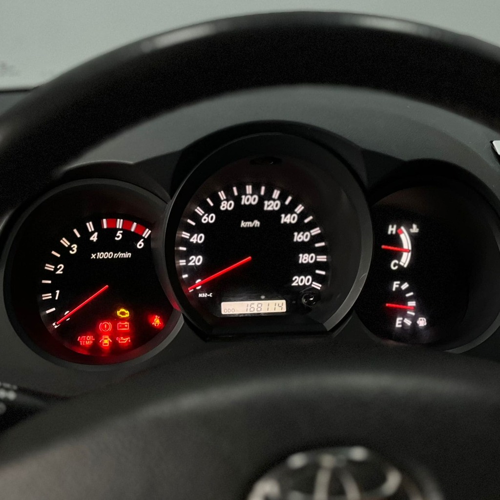 Toyota Hilux SRV CD 4×4 3.0 Aut (Prata)