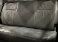 Toyota Hilux SRV CD 4×4 3.0 Aut (Prata)