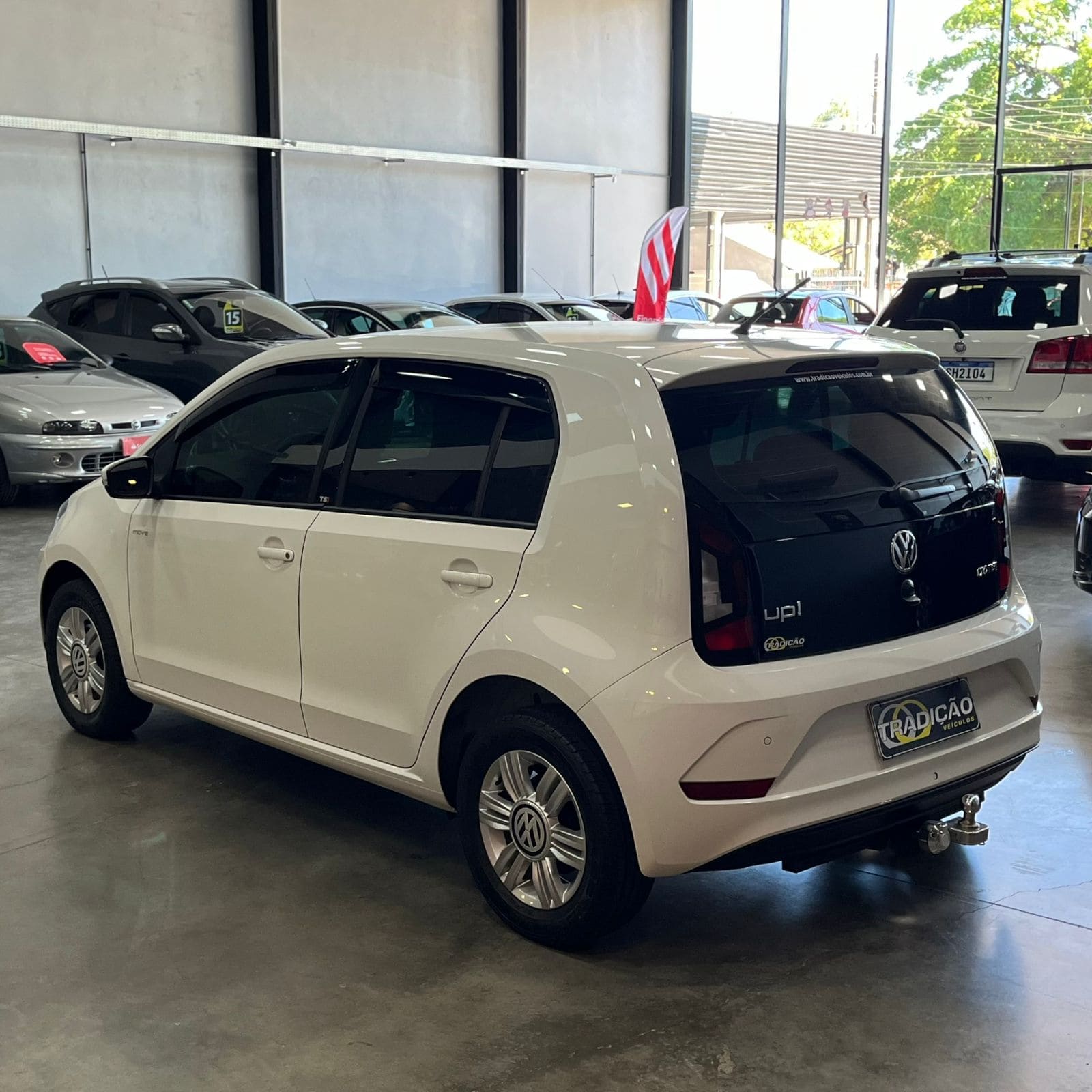 Volkswagen Up Move TSi 1.0 Flex (Impecável)