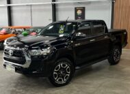 Toyota Hilux Cd Srv 4×4 2.8 Diesel (Impecável / Preta)
