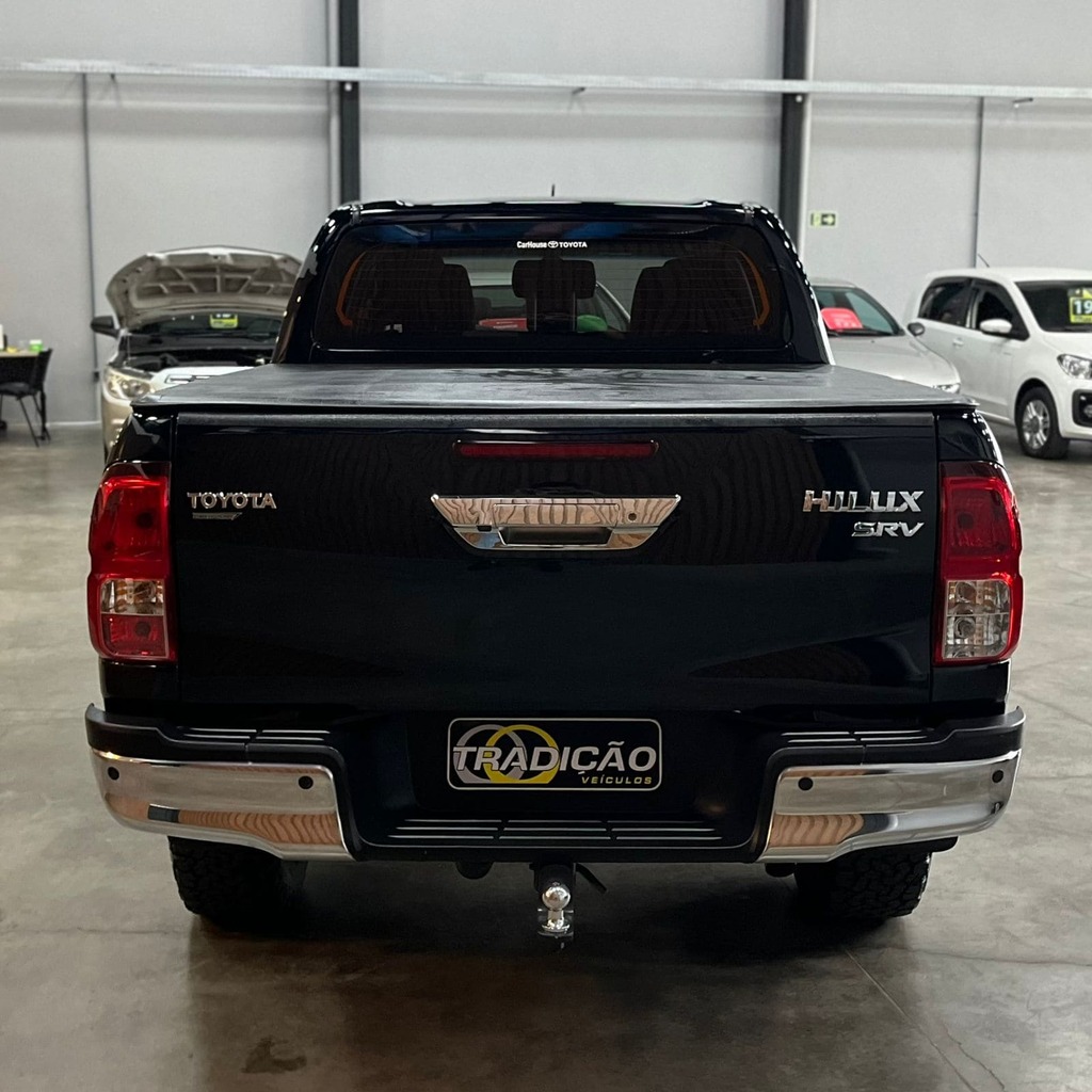 Toyota Hilux Cd Srv 4×4 2.8 Diesel (Impecável / Preta)