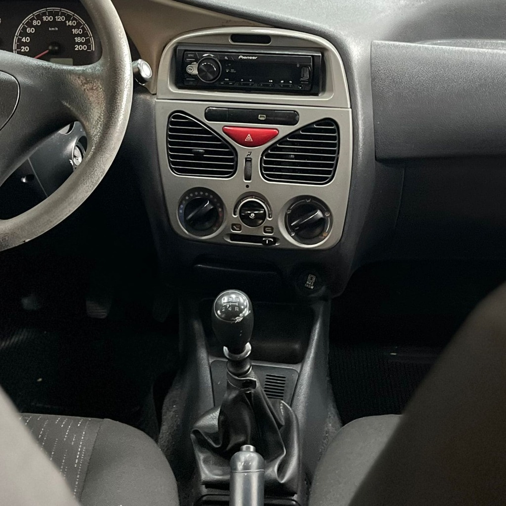 Fiat Siena Fire Flex 1.0 (Bem conservado)