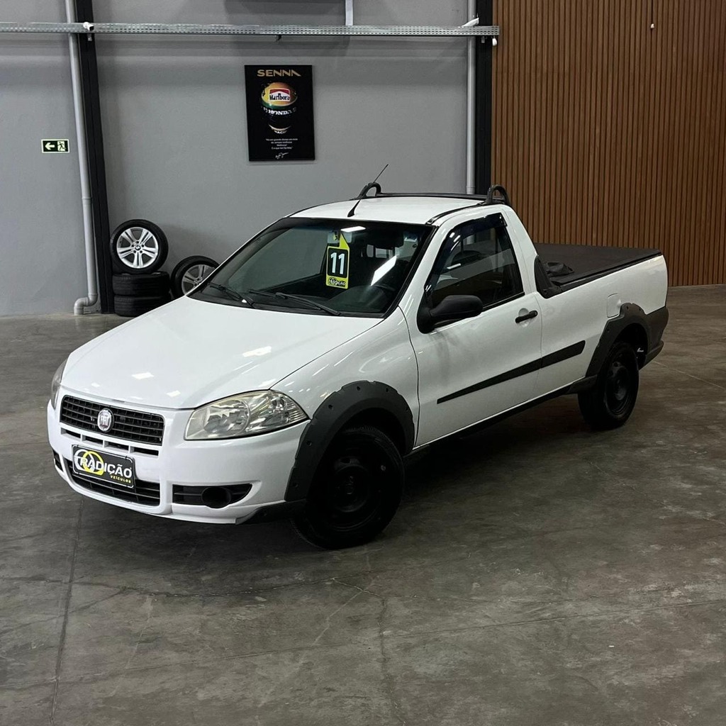 Fiat Strada Working CS 1.4 Flex (Bem conservada)