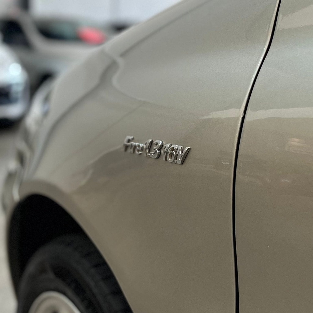 Fiat Siena Elx 1.3 Fire Flex (Ótimo estado de conservação)