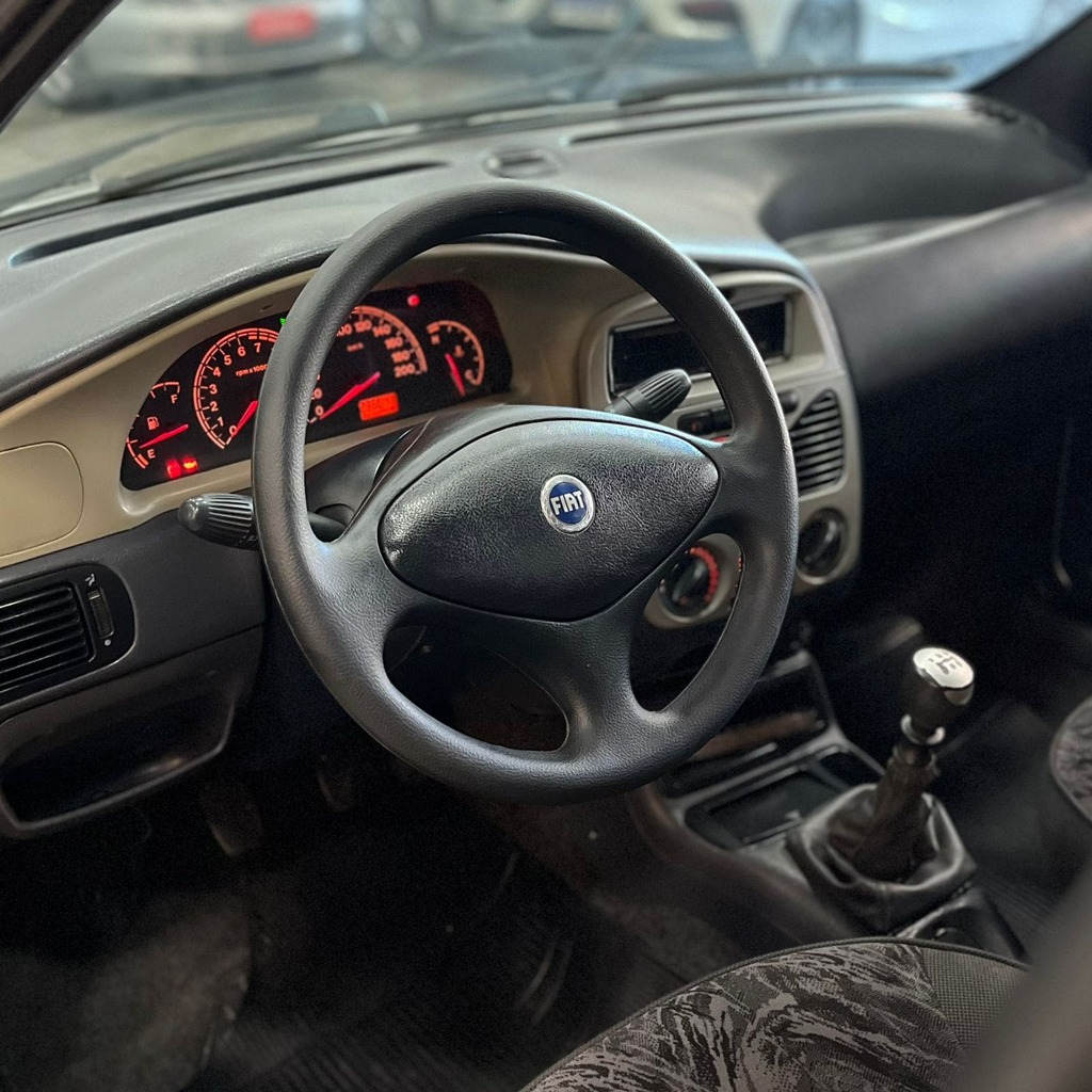 Fiat Siena Elx 1.3 Fire Flex (Ótimo estado de conservação)