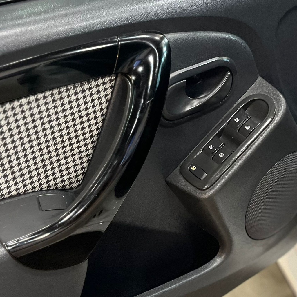 Renault Sandero Stepway Tweed 1.6 Flex (Impecável – Manual)