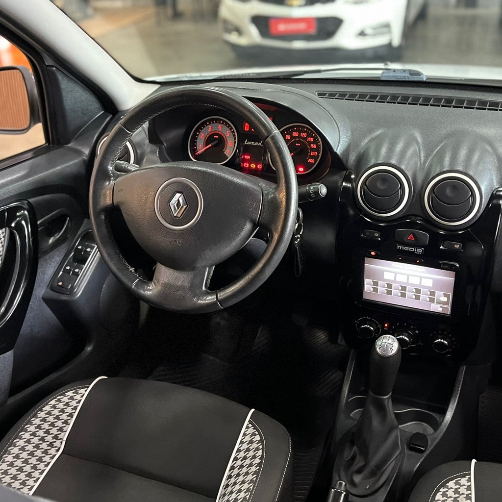 Renault Sandero Stepway Tweed 1.6 Flex (Impecável – Manual)
