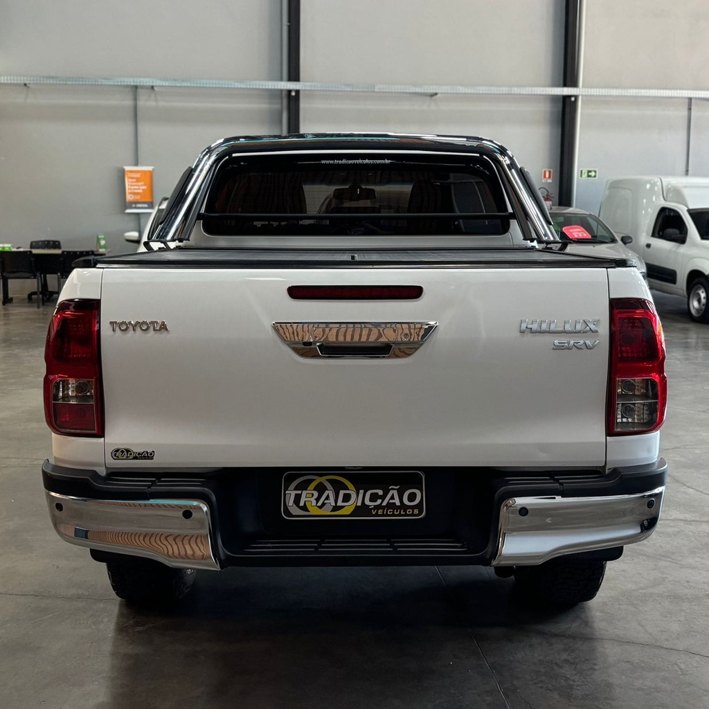 Toyota Hilux Srv Cd 4×4 2.8 Aut (Top de linha – Impecável)