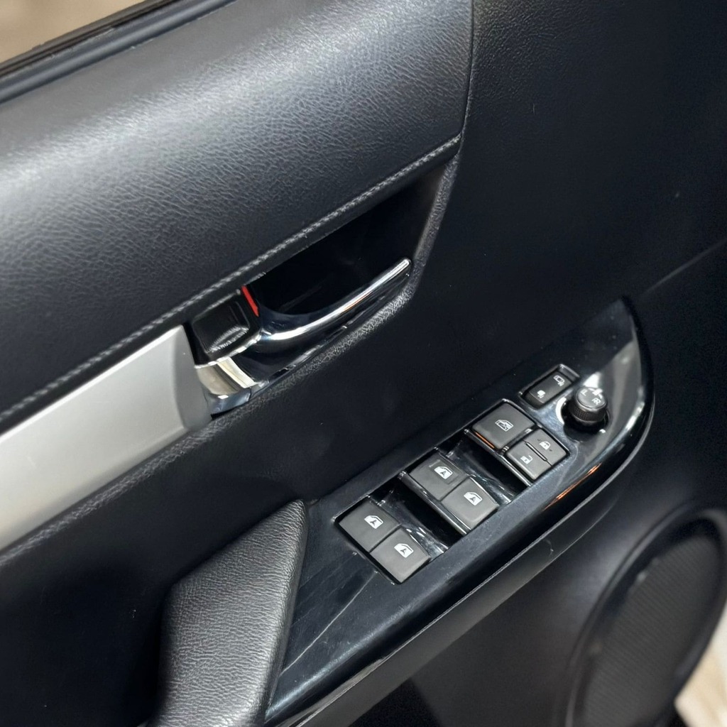 Toyota Hilux Srv Cd 4×4 2.8 Aut (Top de linha – Impecável)