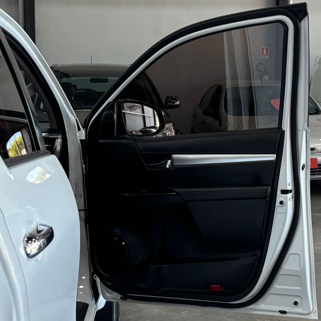 Toyota Hilux Srv Cd 4×4 2.8 Aut (Top de linha – Impecável)