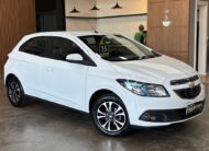 Chevrolet Onix Ltz 1.4 Mpfi Flex (Manual – Muito inteiro)
