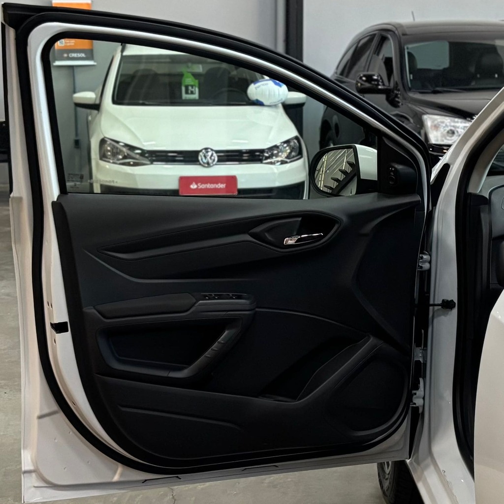 Chevrolet Onix Ltz 1.4 Mpfi Flex (Manual – Muito inteiro)